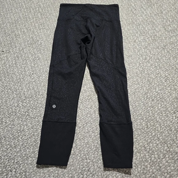 LULULEMON ankle Zip Leggings - Picture 3 of 4